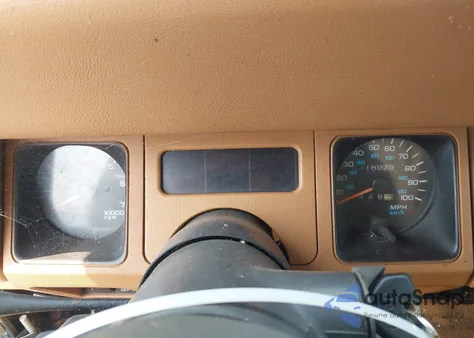 1995 Jeep Wrangler / Yj Se z USA, uszkodzony, nr VIN 1J4FY29S8SP234152